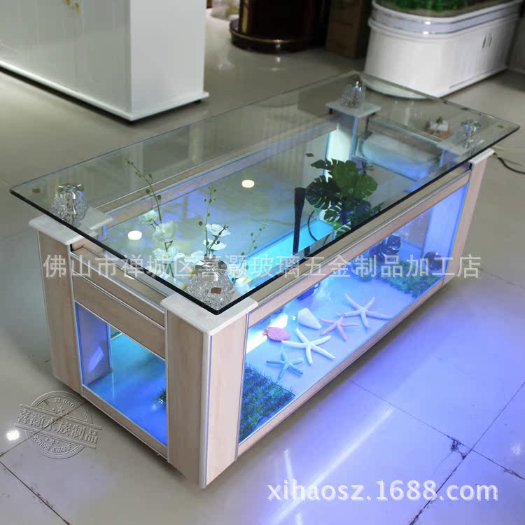 Tavolino da caffè con acquario - Live Fish Aquarium recensione e prezzo
